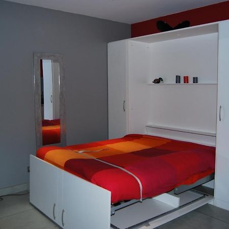 Loft, Avec Piscine Privative Et Parking, A 15 Minutes A Pied Du Centre Ville Et A 20 Mn De La Mer 蒙彼利埃 外观 照片