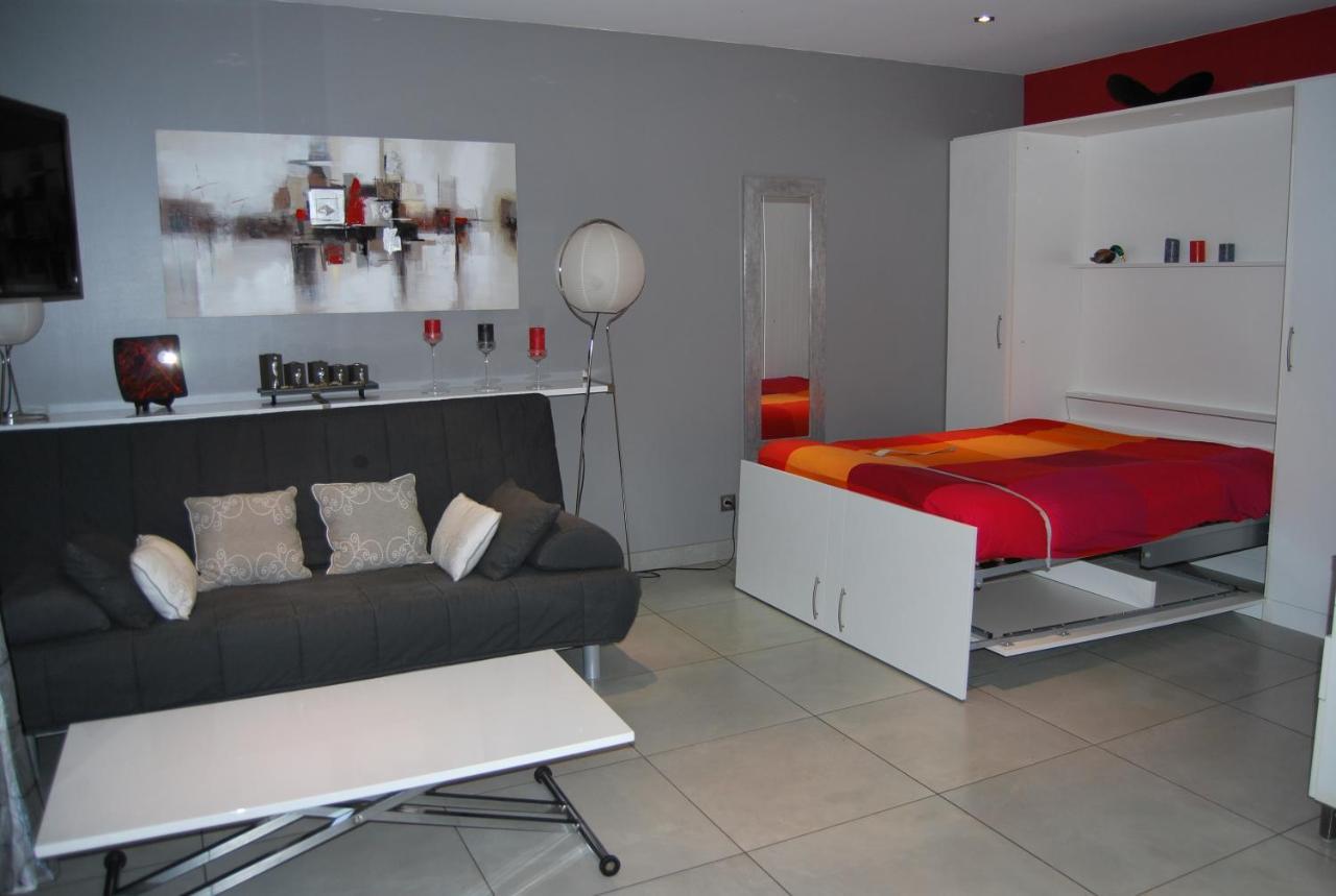 Loft, Avec Piscine Privative Et Parking, A 15 Minutes A Pied Du Centre Ville Et A 20 Mn De La Mer 蒙彼利埃 外观 照片
