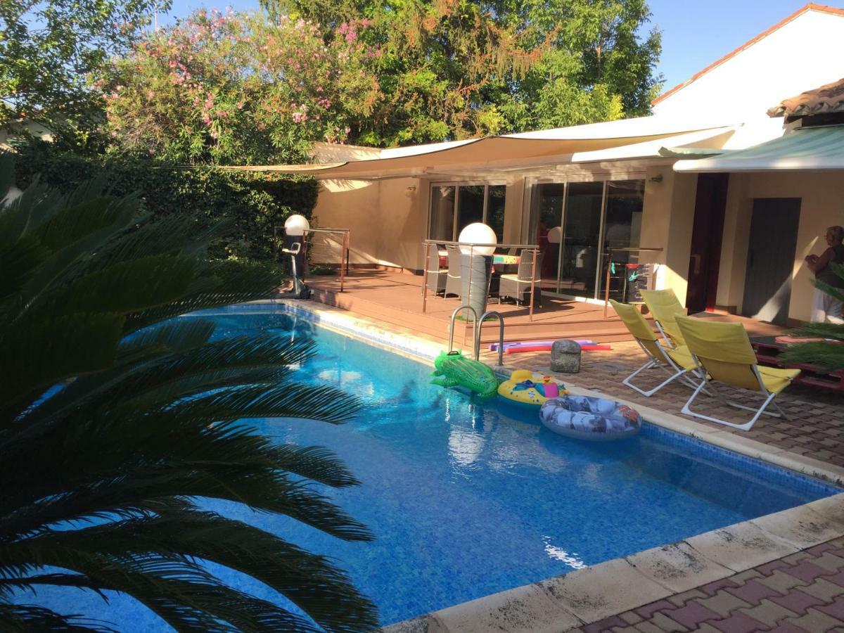 Loft, Avec Piscine Privative Et Parking, A 15 Minutes A Pied Du Centre Ville Et A 20 Mn De La Mer 蒙彼利埃 外观 照片